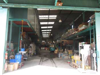 本社　松山市東野　施設2